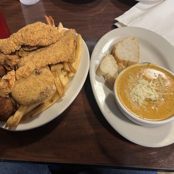 Gumbeaux's Cajun Cafe - Combo Mardi Gras Platter - Cajun/Creole Near Me - Douglasville, Georgia