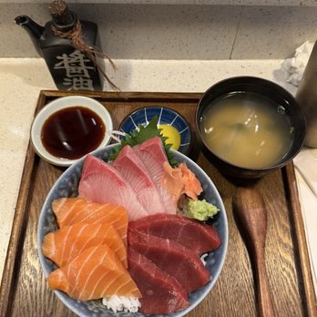 Tora Japanese Restaurant - Japanese Near Me - Boston, Massachusetts