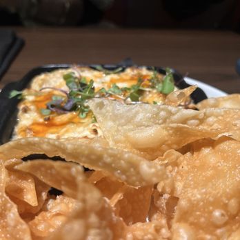 Bloom Boutique Bar & Eatery - Crab Rangoon appetizer - New American Near Me - Albany, New York