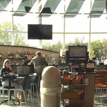 Mariano's - Wine (and beer) Bar - Grocery Near Me - Bannockburn, Illinois Mariano's - Wine (and beer) Bar - Grocery Near Me - Bannockburn, Illinois