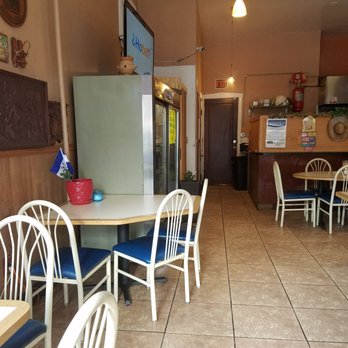 Esquina Del Sabor Catracho - Latin American Near Me - Chicago, Illinois