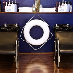 19 Blue Salon