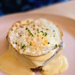 CRU PVD Kitchen & Bar - Croque Madame