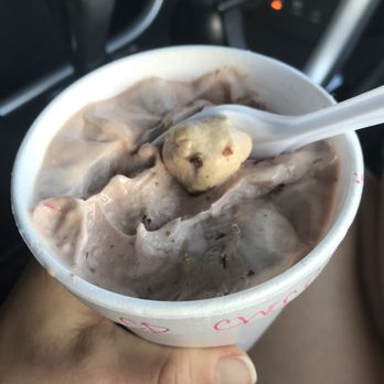 Bogey's - Cookie dough shake -- BIG cookie dough chunks!! - Ice Cream & Frozen Yogurt Near Me - Hutchinson, Kansas Bogey's - Cookie dough shake -- BIG cookie dough chunks!! - Ice Cream & Frozen Yogurt Near Me - Hutchinson, Kansas