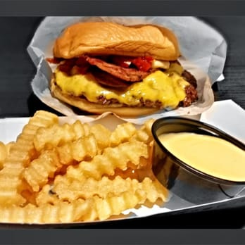 Shake Shack Winter Park - SmokeShack with Cheese Fires - Burgers Near Me - Winter Park, Florida Shake Shack Winter Park - SmokeShack with Cheese Fires - Burgers Near Me - Winter Park, Florida
