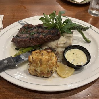Phillips Seafood - Hoopers Island Crab Cake and Steak. - Seafood Near Me - Baltimore, Maryland