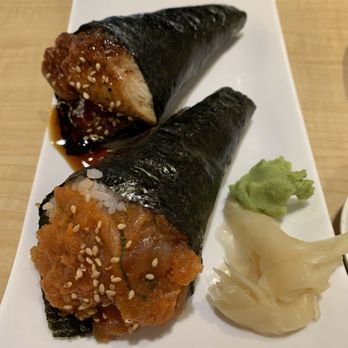 Akebono - Spicy tuna and unagi temaki (hand roll) - Japanese Near Me - Sacramento, California