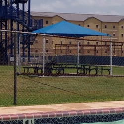 Fort Sam Houston Aquatic Center - Picnic area