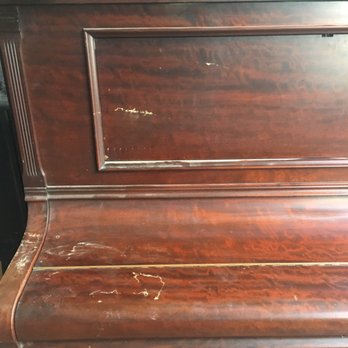 Three Brothers Moving - Piano, the way the moving truck arrived and some of the damages. - Movers Near Me Three Brothers Moving - Piano, the way the moving truck arrived and some of the damages. - Movers Near Me
