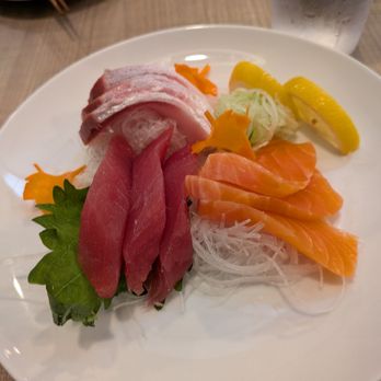 Sushi Edomata - Sashimi combination, maguro, hamachi, salmon - Japanese Near Me - San Mateo, California Sushi Edomata - Sashimi combination, maguro, hamachi, salmon - Japanese Near Me - San Mateo, California