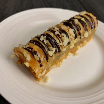 Aladdin Gyro-Cery - Chocolate Roll Baklava - Greek Near Me - Seattle, Washington