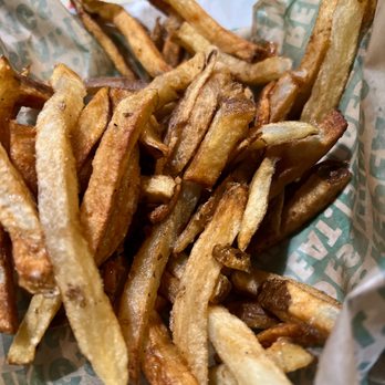 Wingstop - Saggy oily fries - Chicken Wings Near Me - Burbank, California