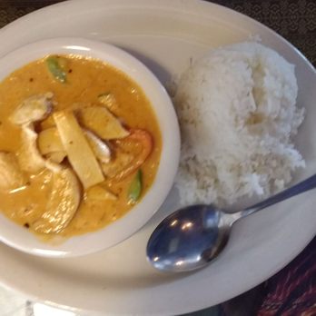 Chada Thai  Az - Red curry with Chicken - Thai Near Me - Scottsdale, Arizona