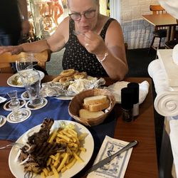 Artemis - Bordjes vol lekkers.