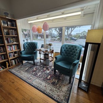 Ink Spell Books - One of the rooms inside the bookstore - Bookstores Near Me - Half Moon Bay, California
