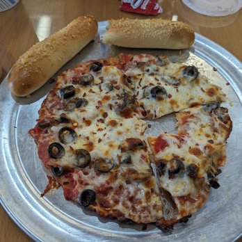 Fat Guys Pizza & Chicken - Chicken Wings Near Me - Avon, Indiana Fat Guys Pizza & Chicken - Chicken Wings Near Me - Avon, Indiana