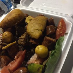 The picada was soo good and consisted of platanos, chicharrones, morcilla, chorizo, beef flank, and two empanadas.