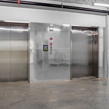 Extra Space Storage - Exterior Units - Self Storage Near Me - Minneapolis, Minnesota