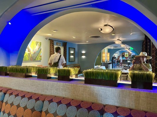 Copley's on Palm Canyon by null