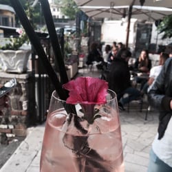 Gasthaus - Spritz unico! alla rosa!