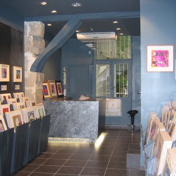 Art Gallery Carré d'artistes Paris 4 Le Marais - Art Galleries Near Me - Paris, 75 Art Gallery Carré d'artistes Paris 4 Le Marais - Art Galleries Near Me - Paris, 75
