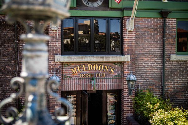 Muldoon's Irish Pub by null