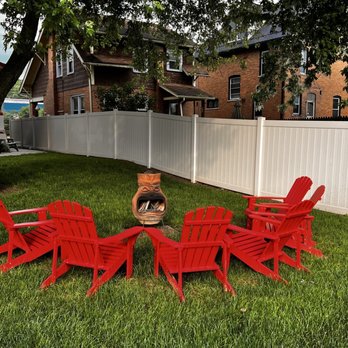 Riverside B & B - Fire pit sitting area - Bed & Breakfast Near Me - Beaver, Pennsylvania Riverside B & B - Fire pit sitting area - Bed & Breakfast Near Me - Beaver, Pennsylvania