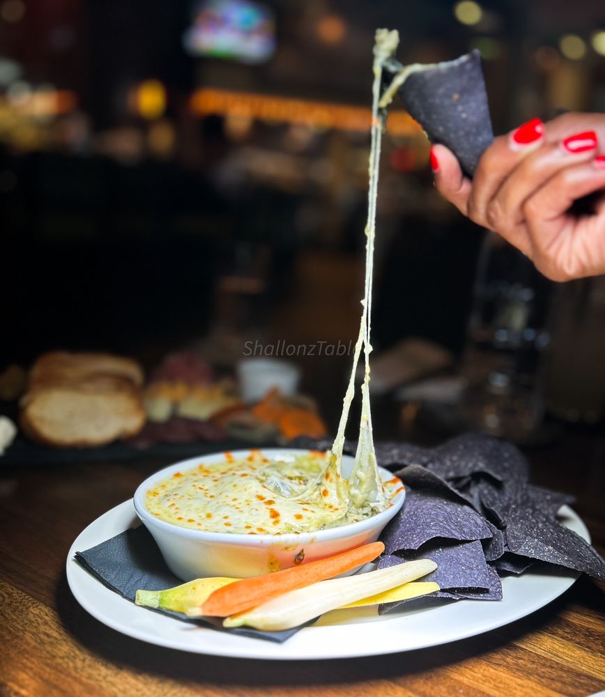 City Cellar Wine Bar & Grill