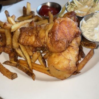 R Public House - Fish and chips - Beer Bar Near Me - Chicago, Illinois R Public House - Fish and chips - Beer Bar Near Me - Chicago, Illinois
