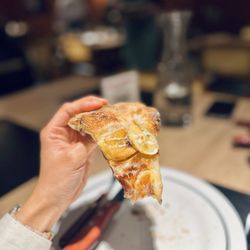 San Paolo Pizzeria - BANANA AND CINNAMON