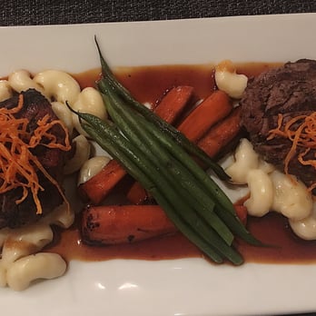 Rusconi's American Kitchen - Grilled beef tenderloin medallions with white truffle Mac n cheese. Could bathe in the Mac n cheese - American Near Me - Phoenix, Arizona