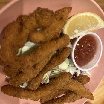 Coconut's Fish Cafe - Kamaole - Calamari Appetizer - Seafood Near Me - Kihei, Hawaii