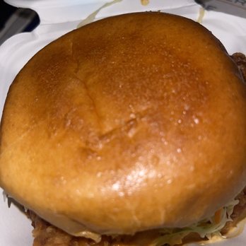 Juicy Birds - Bun was nice - Sandwiches Near Me - Toronto, Ontario