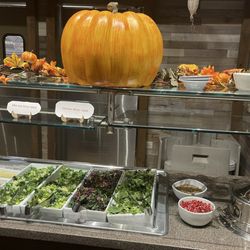 Camp Critter Bar and Grille - Fantastic salad bar
