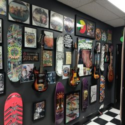 Razers Edge Tattoo And Piercing Studio