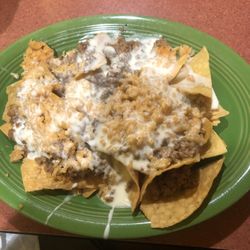 El Rios Mexican Cafe - Beef and rice Nachos