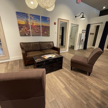 UNTUCKit - Men's Clothing Near Me - Albuquerque, New Mexico