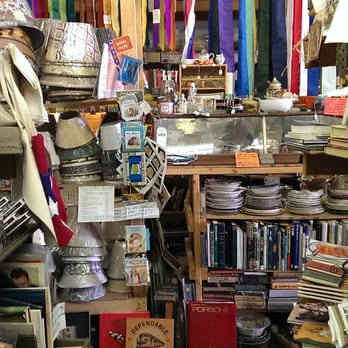Leipolds Gifts And Antiques - Antiques Near Me - Excelsior, Minnesota Leipolds Gifts And Antiques - Antiques Near Me - Excelsior, Minnesota