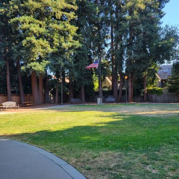 Fremont Park - Parks Near Me - Menlo Park, California
