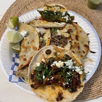 Tortas Y Tacos Dos Hermanos - Queso tacos de alambre and tacos de albanil. - Food Trucks Near Me - Pflugerville, Texas Tortas Y Tacos Dos Hermanos - Queso tacos de alambre and tacos de albanil. - Food Trucks Near Me - Pflugerville, Texas