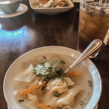Thai Oishi Restaurant - Wonton soup - delicious! - Sushi Bars Near Me - Lakeland, Florida Thai Oishi Restaurant - Wonton soup - delicious! - Sushi Bars Near Me - Lakeland, Florida
