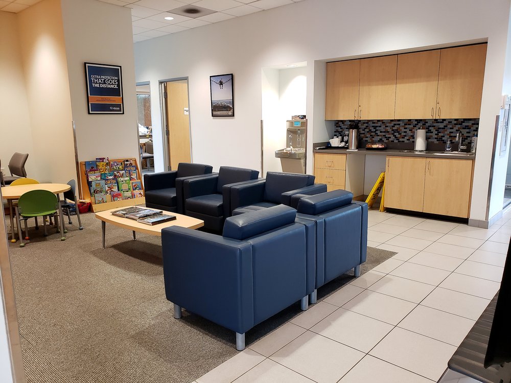 HUBBARD CHEVROLET Updated May 2024 16 Photos & 15 Reviews 2937 G