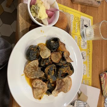 Sfoglia Rina - Pasta Shops Near Me - Bologna, BO