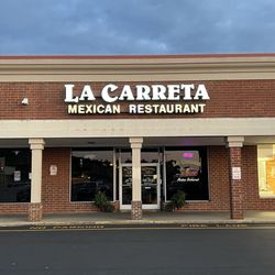 La Carreta Mexican Restaurant - Front entrance