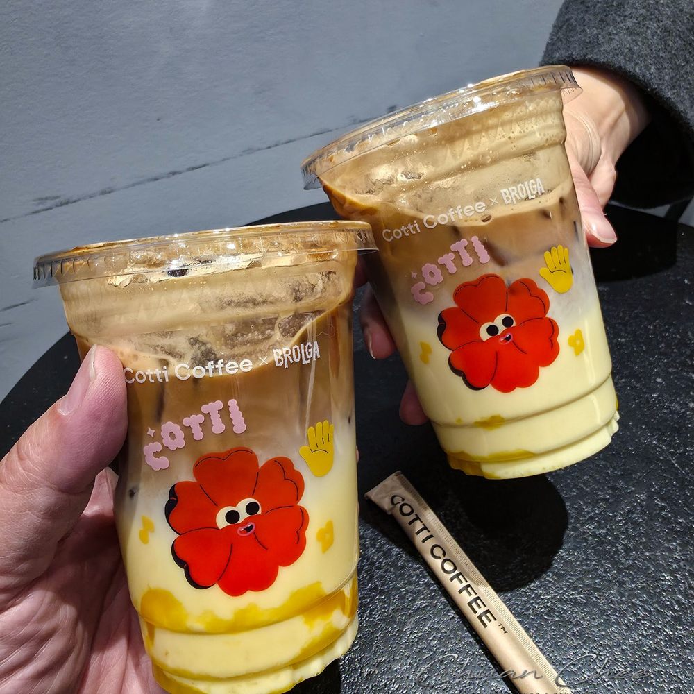 Cotti Coffee - Mango Coco Latte (large, $5.49) - Coffee & Tea Near Me - Toronto, Ontario