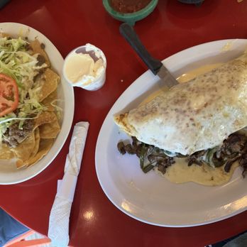 La Cabana Mexican Restaurant - Hillbilly quesadilla, nachos - Mexican Near Me - Slade, Kentucky La Cabana Mexican Restaurant - Hillbilly quesadilla, nachos - Mexican Near Me - Slade, Kentucky