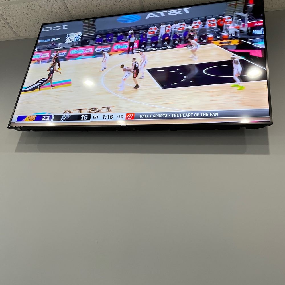 Basketball game on high volume, nice & relaxing as my nails dry...not Basketball game on high volume, nice & relaxing as my nails dry...not