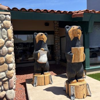 Black Bear Diner Tarzana - Large black bear statues - Diners Near Me - Tarzana, California