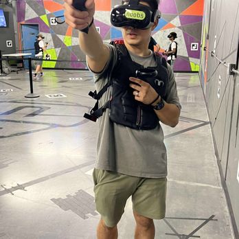 noobs VR - Virtual Reality Centers Near Me - Redlands, California
