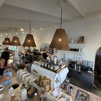 Java Kai Kauai - Bar area - Breakfast & Brunch Near Me - Kapaa, Hawaii